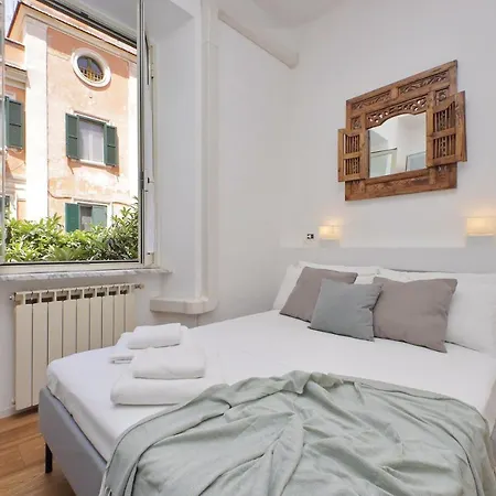 アパート Segneri Viale Trastevere ローマ